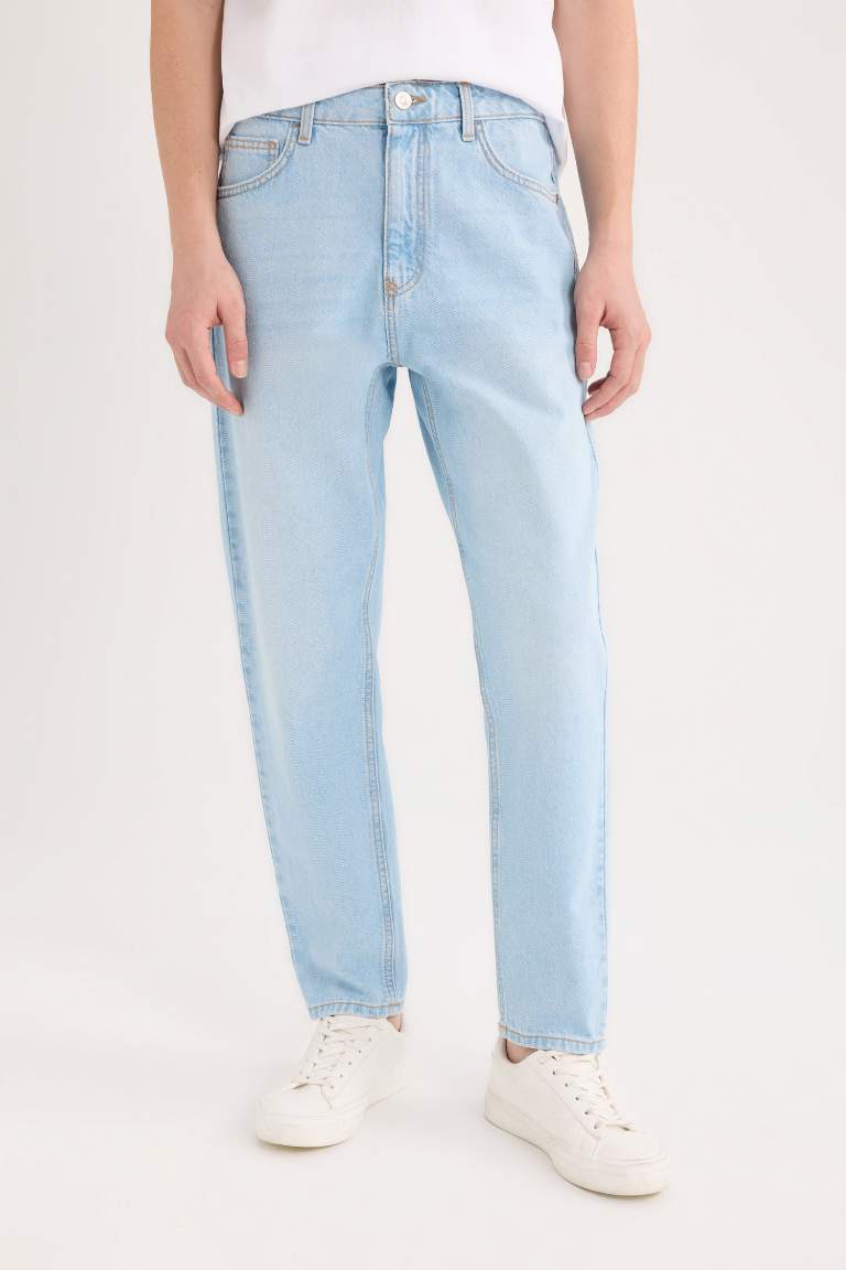 90's Slim Fit Narrow Leg Jeans