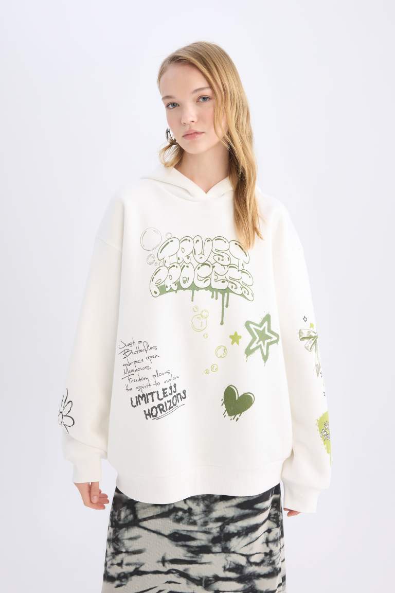 Oversize Fit Hooded Back Printed Thick Sweatshirt