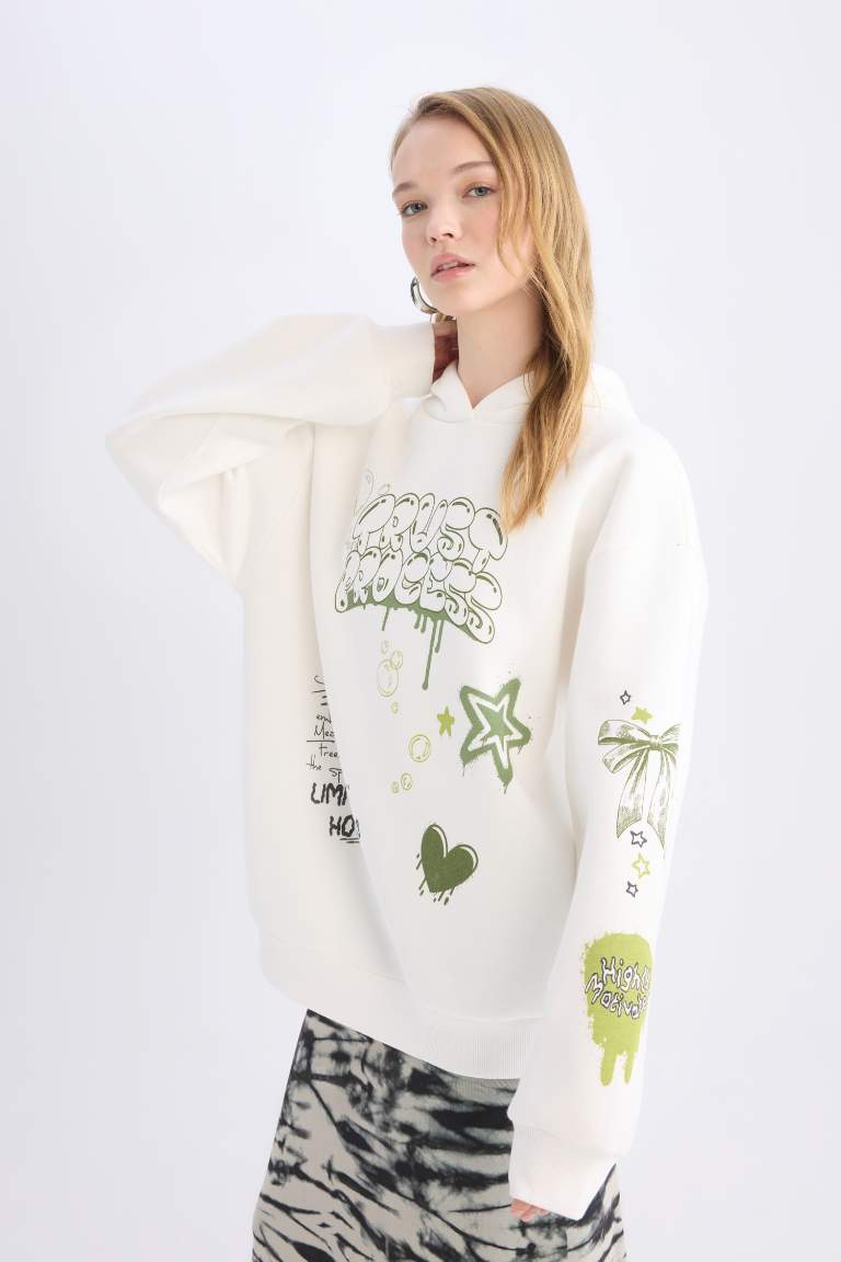 Oversize Fit Hooded Back Printed Thick Sweatshirt