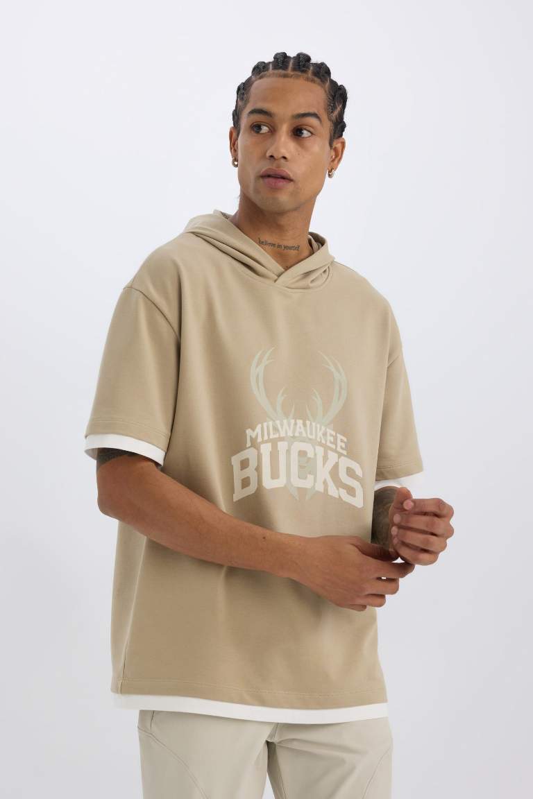 DeFactoFit NBA Milwaukee Bucks Oversize Fit Hooded Sports T-Shirt