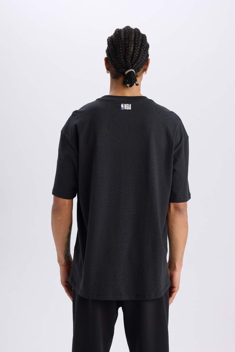 T-shirt de sport NBA oversize à col rond de DeFactoFit