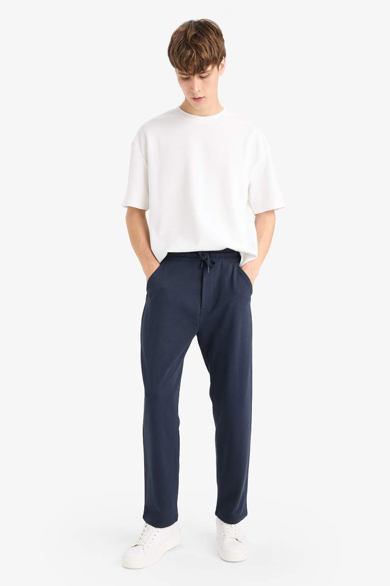 Regular Fit Basic Düz Beli Bağcıklı Düz Paça Cepli Eşofman Altı
