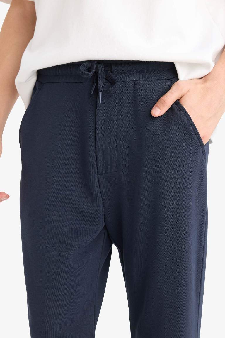 Regular Fit Basic Düz Beli Bağcıklı Düz Paça Cepli Eşofman Altı