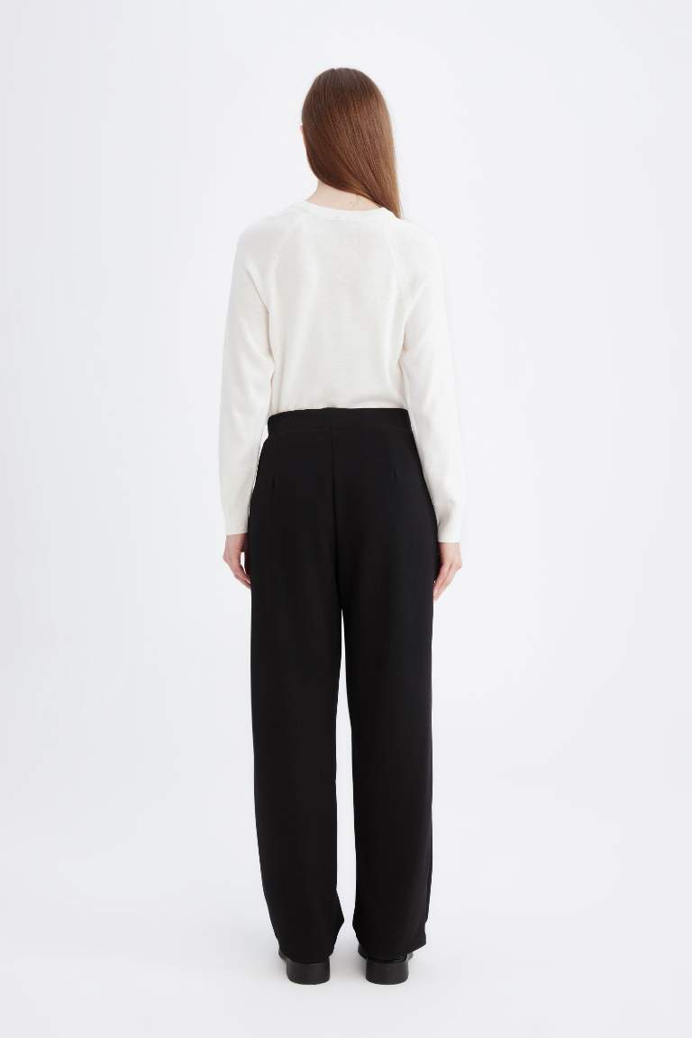 Relax Fit Beli Lastikli Basic Düz Krep Pantolon