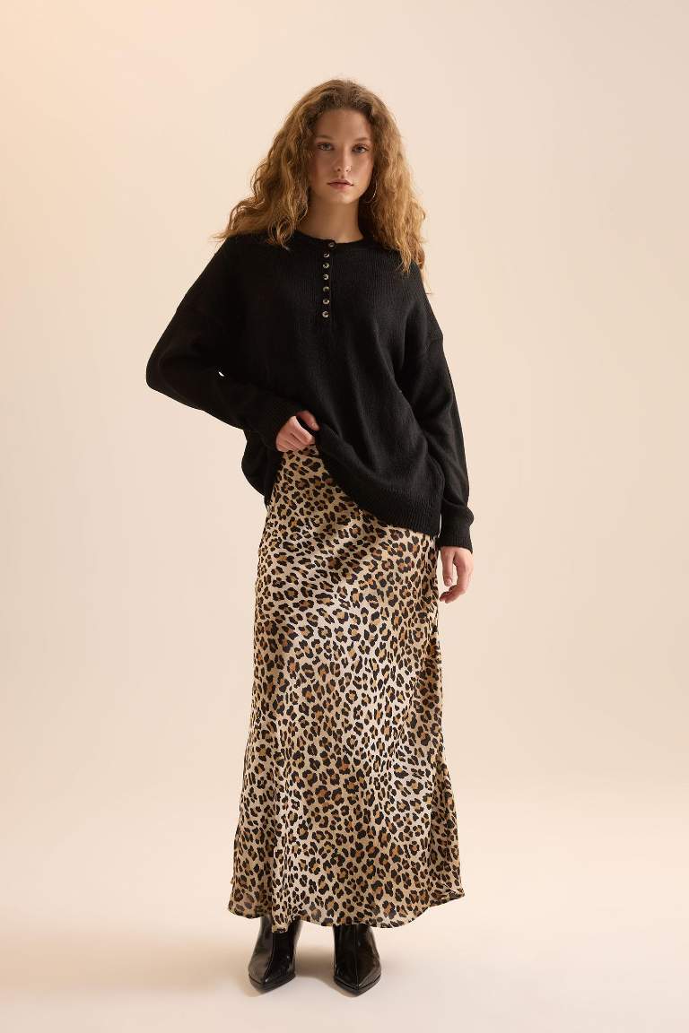 Straight Fit Normal Bel Leopar Desenli Saten Maxi Etek