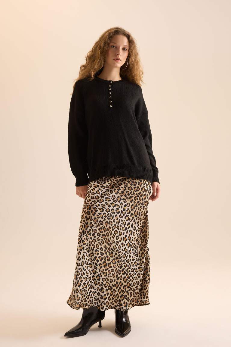 Straight Fit Normal Bel Leopar Desenli Saten Maxi Etek