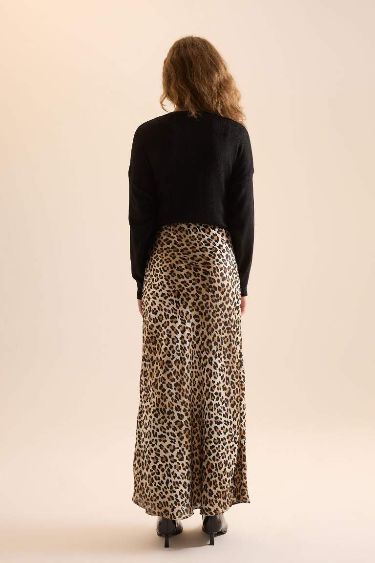 Straight Fit Normal Bel Leopar Desenli Saten Maxi Etek