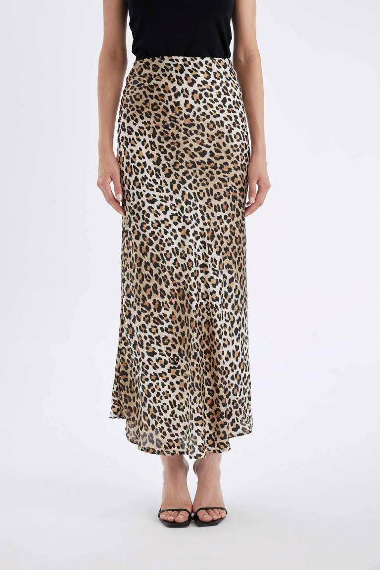 Straight Fit Normal Bel Leopar Desenli Saten Maxi Etek