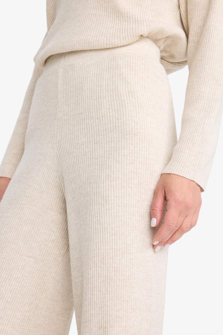 Regular Fit Düz Paça Pantolon