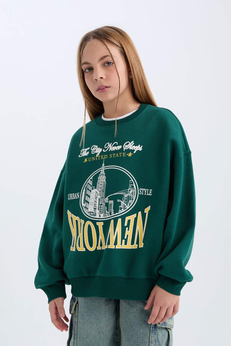 Girl Oversize Fit Crew Neck University Printed Sweatshirt