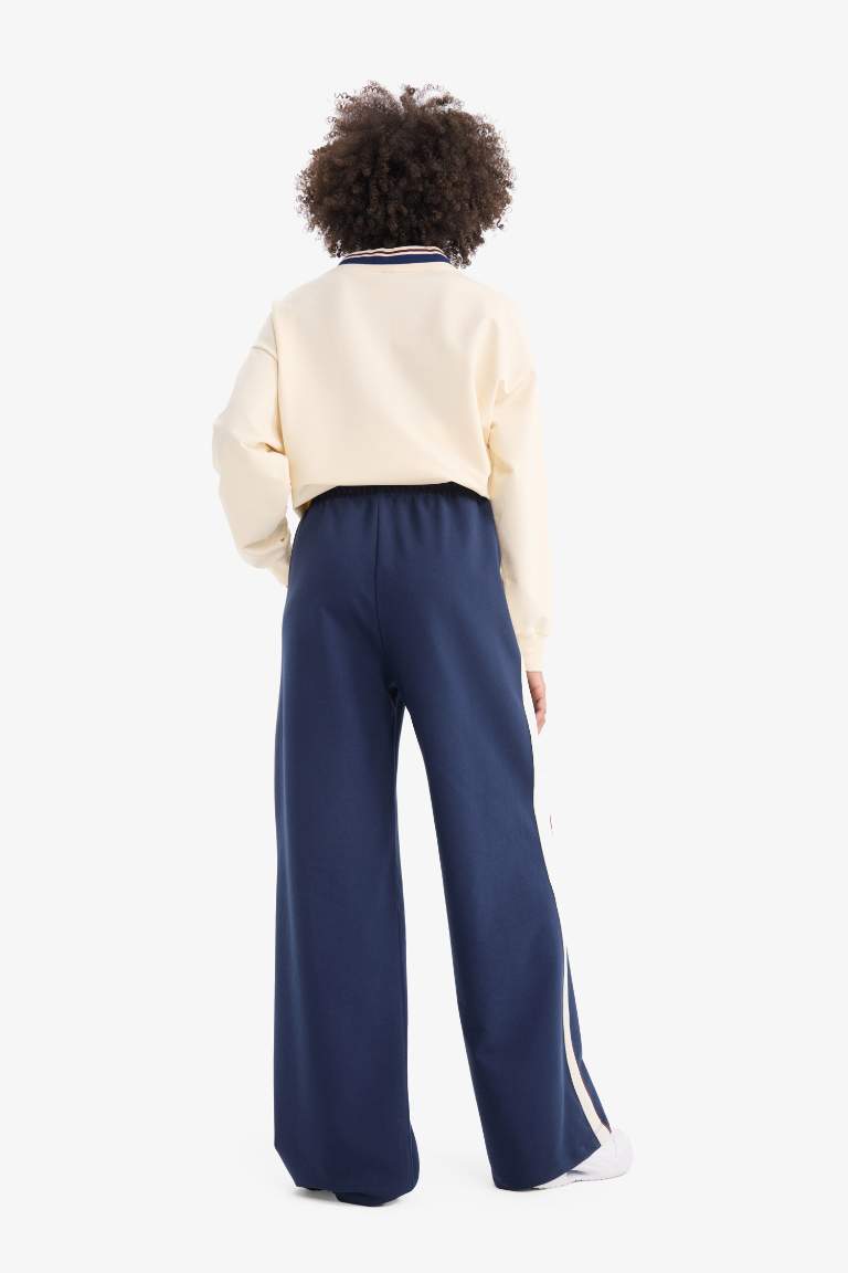 DeFactoFit Wide Leg Pocketed Sweatshirt Fabric Trousers