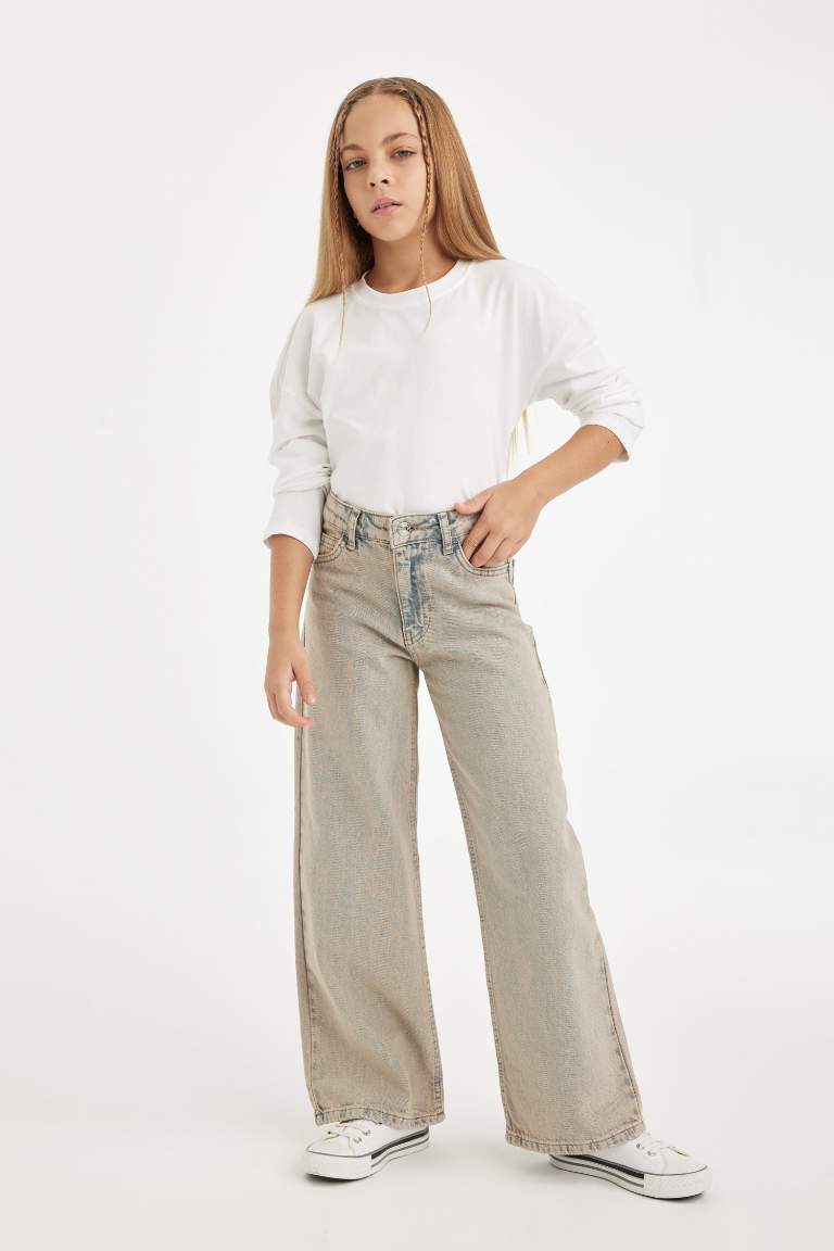 Girl Wide Leg Pocketed Jeans