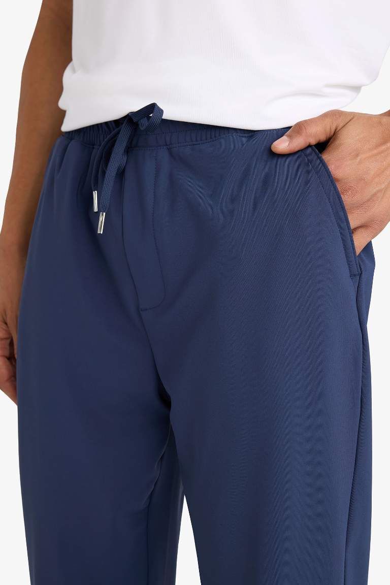 DeFactoFit Slim Fit Dar Kesim Standart Paça Sporcu Jogger Eşofman Altı