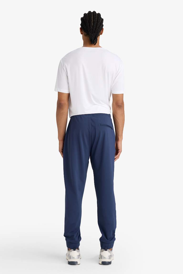 DeFactoFit Slim Fit Dar Kesim Standart Paça Sporcu Jogger Eşofman Altı