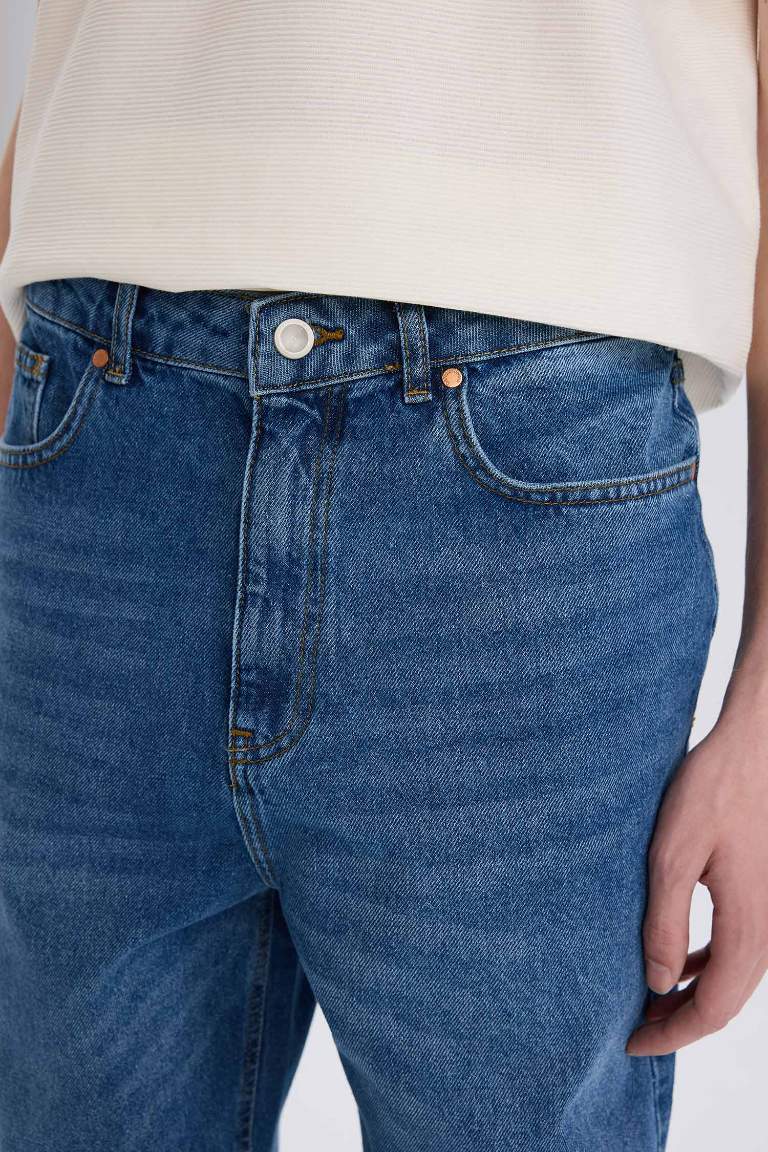 Pantalon Jean baggy à taille normale et  jambes larges