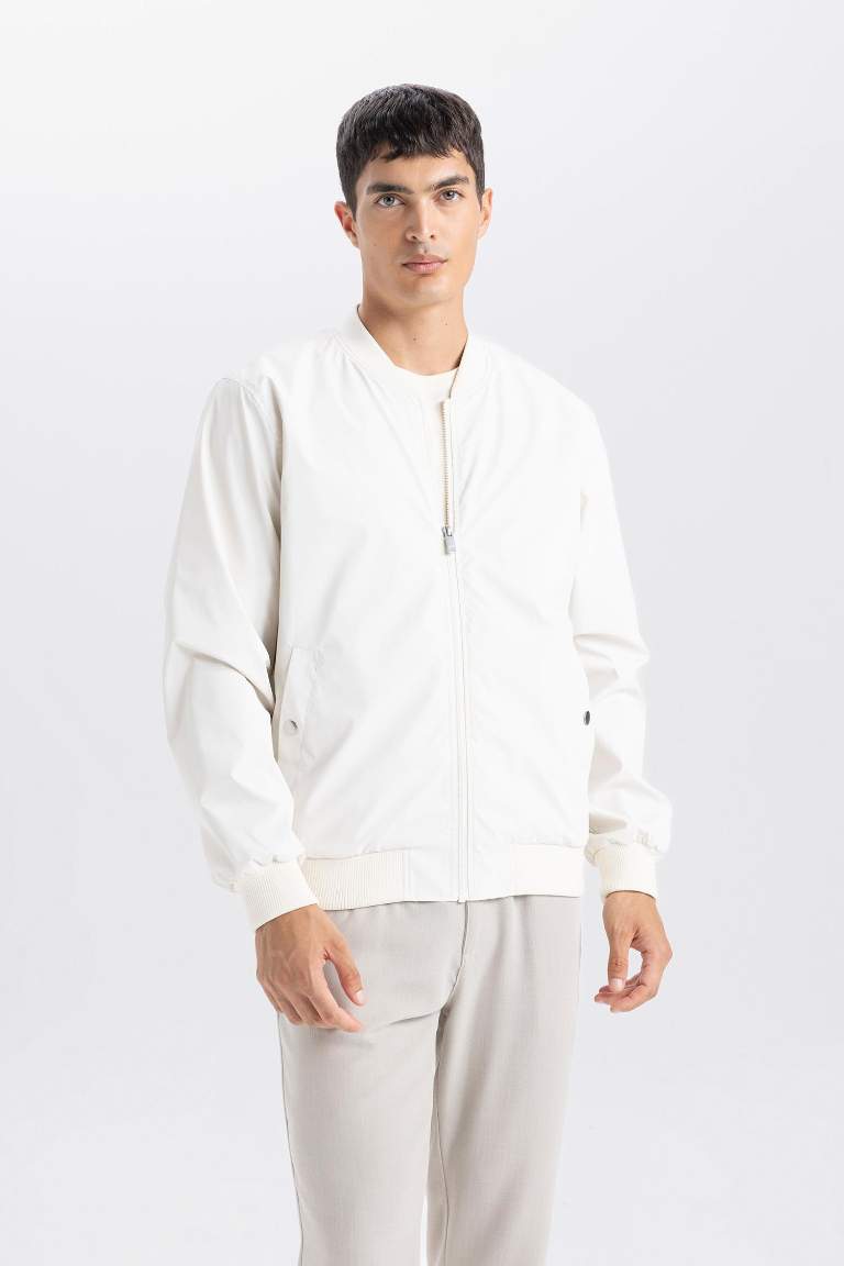 Slim Fit Zippered Seasonal Light Bomber Jacket