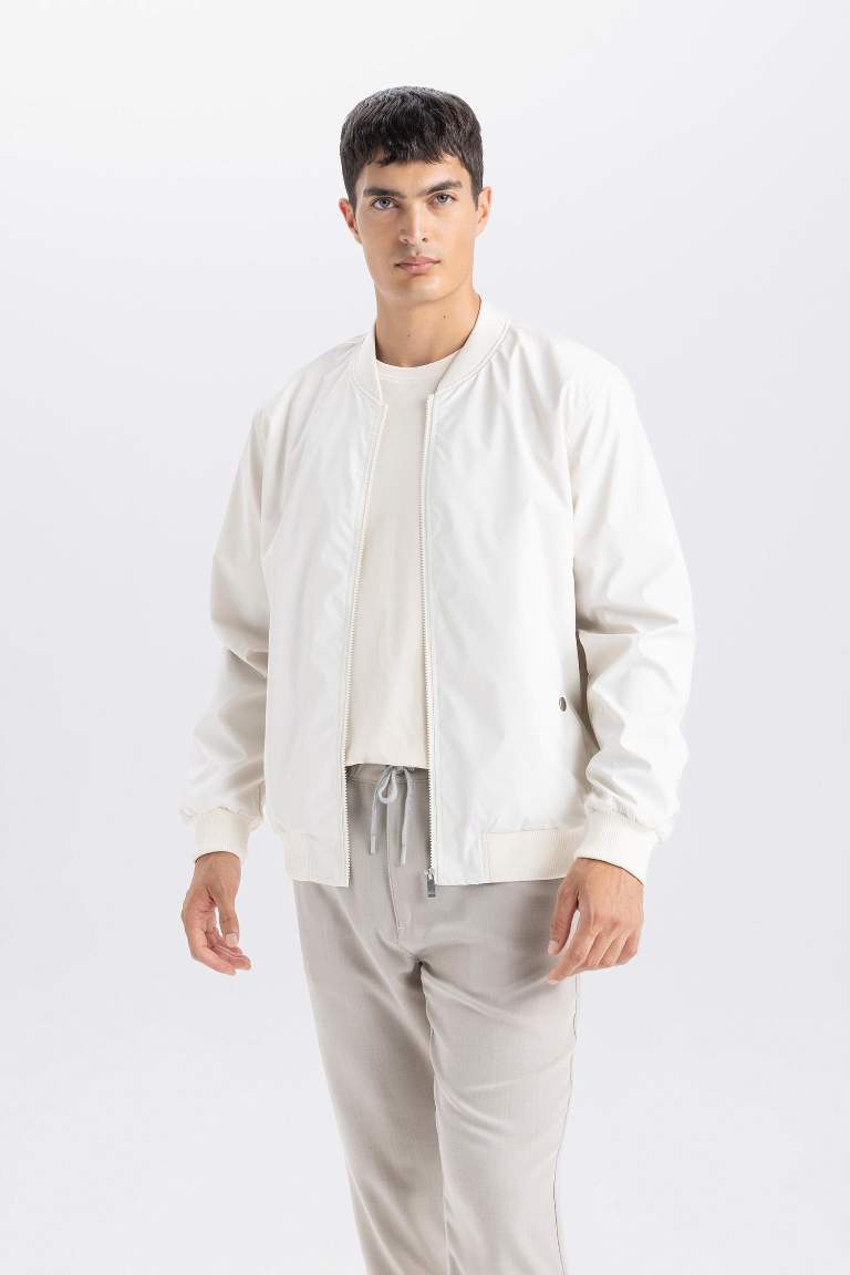 Slim Fit Zippered Seasonal Light Bomber Jacket