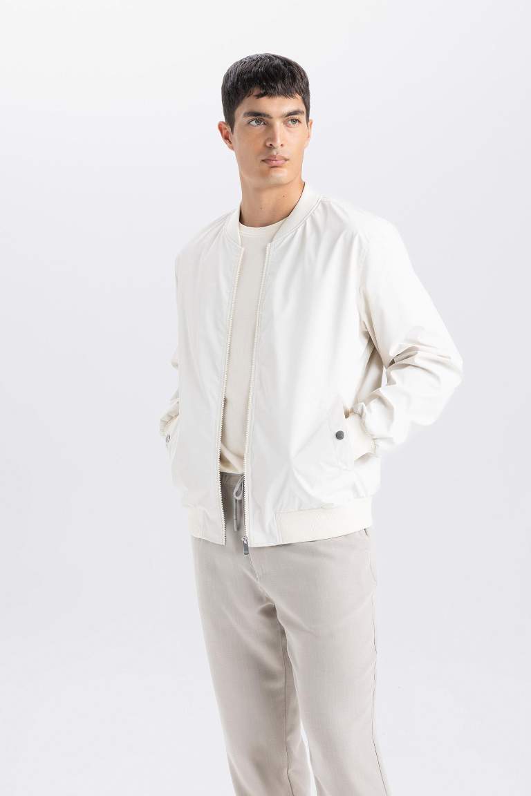 Slim Fit Zippered Seasonal Light Bomber Jacket