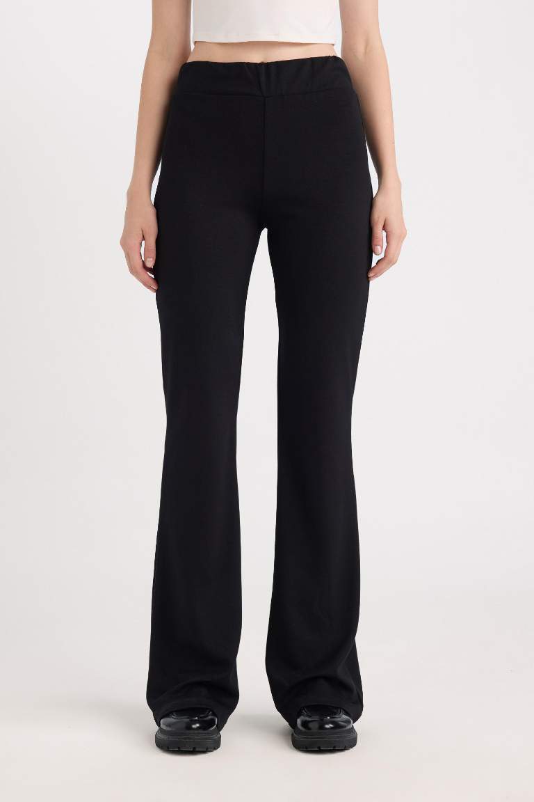 Flare Fit Düz Paça Uzun Boy Pantolon