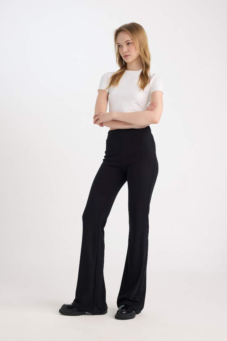 Flare Fit Düz Paça Uzun Boy Pantolon
