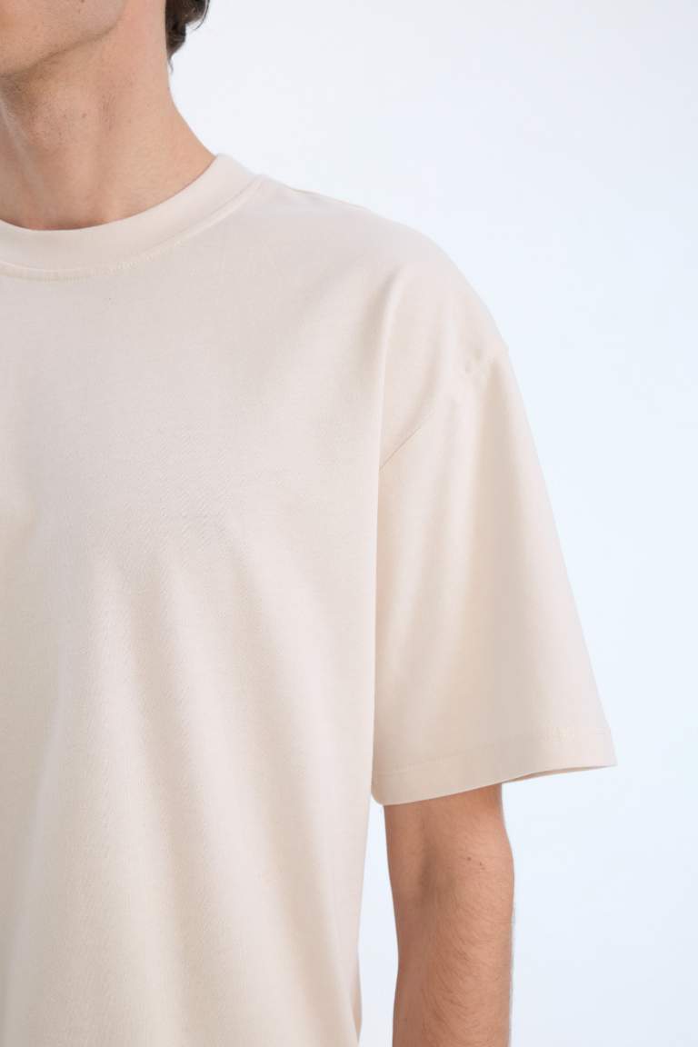 Boxy Fit Crew Neck Basic T-shirt