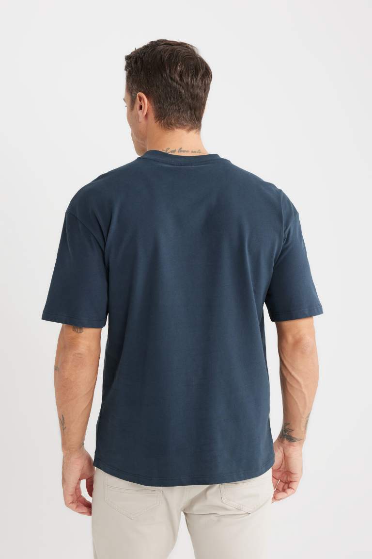 Boxy Fit Crew Neck Basic T-shirt