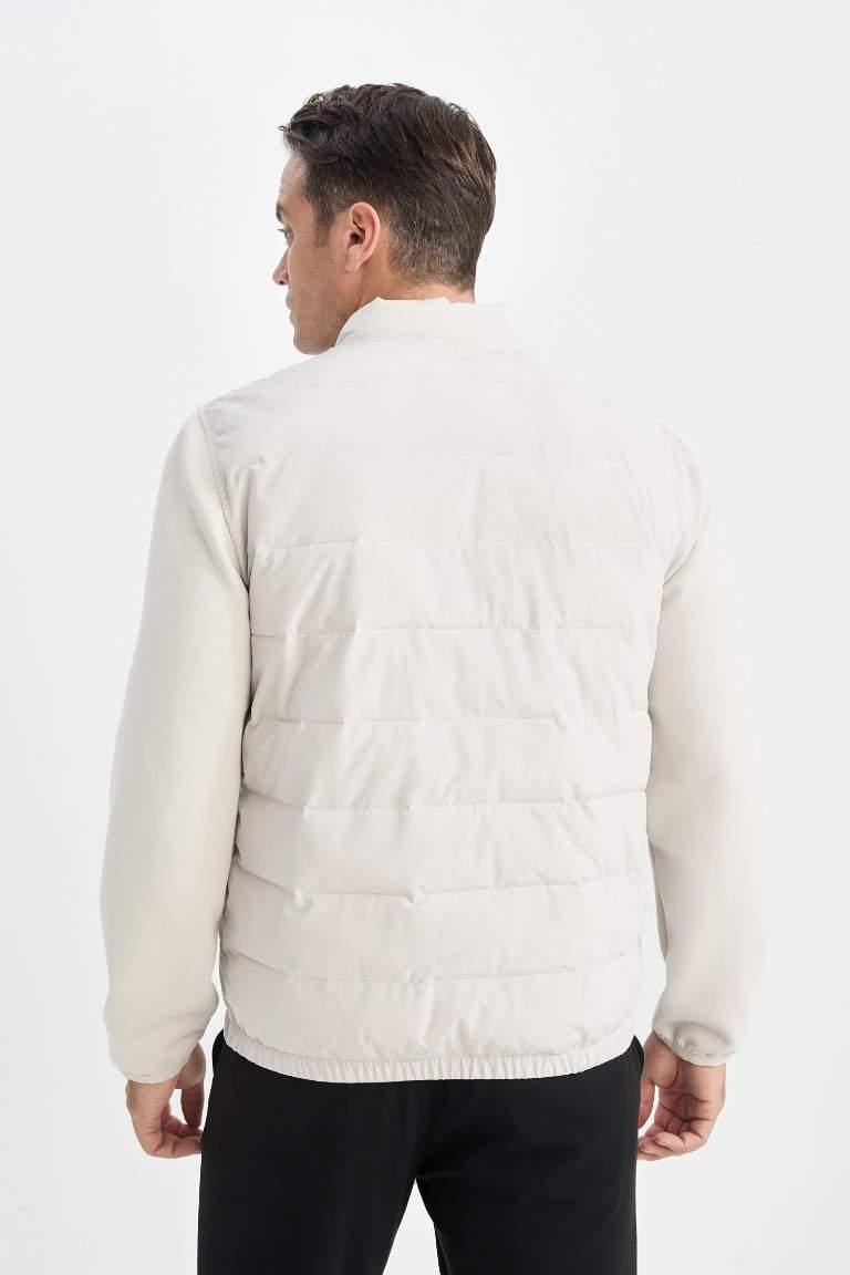 Jacket imperméable zippée à col montant Coupe slim