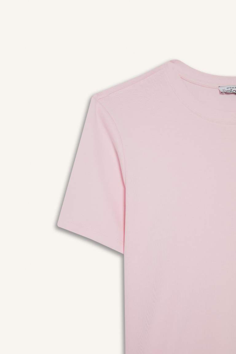 Woman Short Sleeve T-Shirt