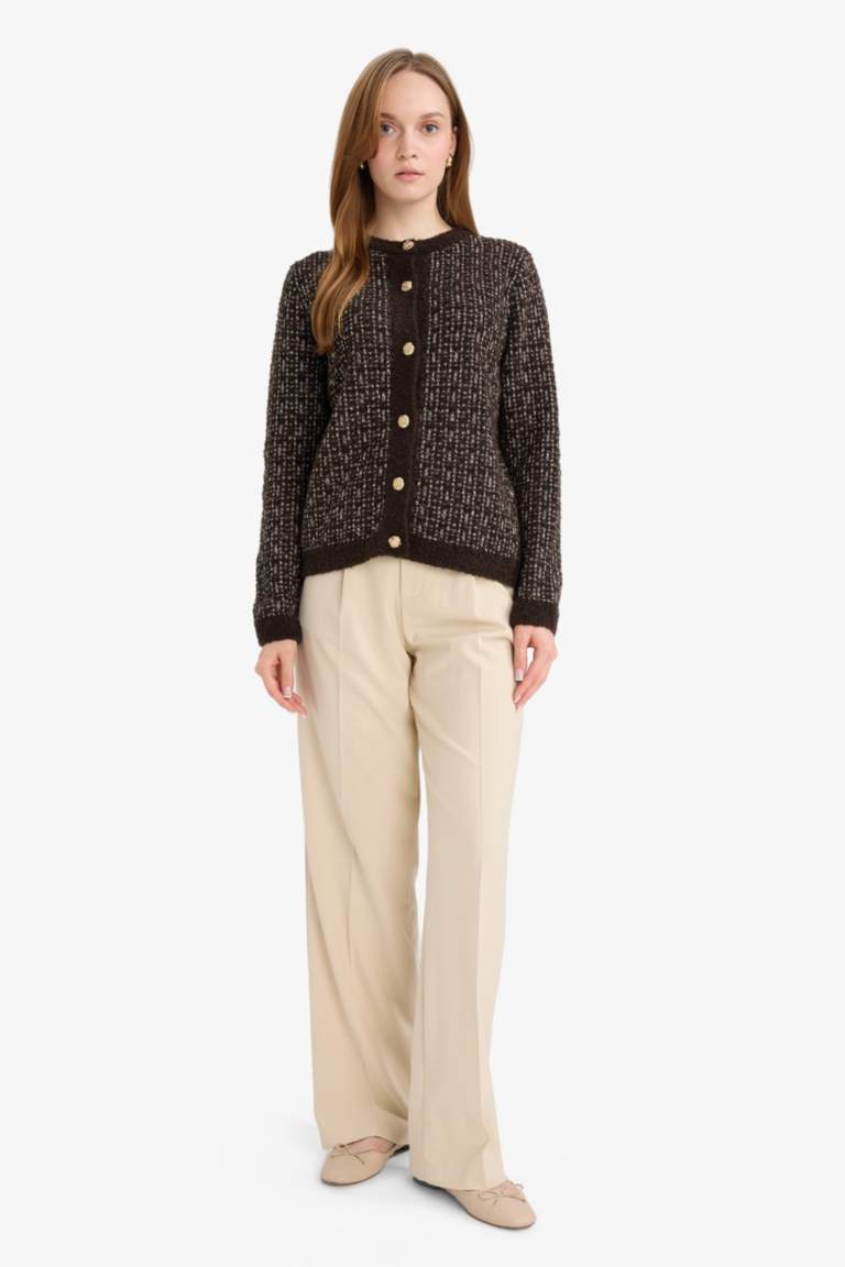 Regular Fit Bisiklet Yaka Düğmeli Triko Hırka