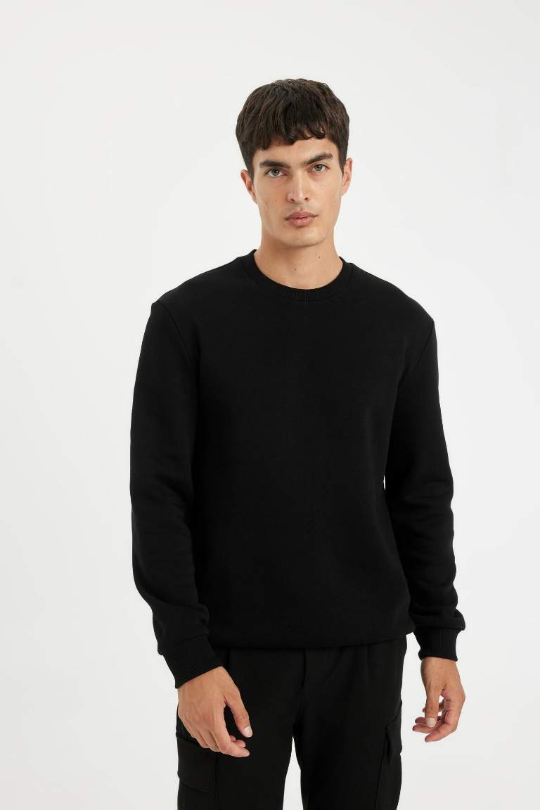 Siyah 3 İplik Pamuklu Şardonlu İçi Polarlı Regular Fit Bisiklet Yaka Kalın Sweatshirt