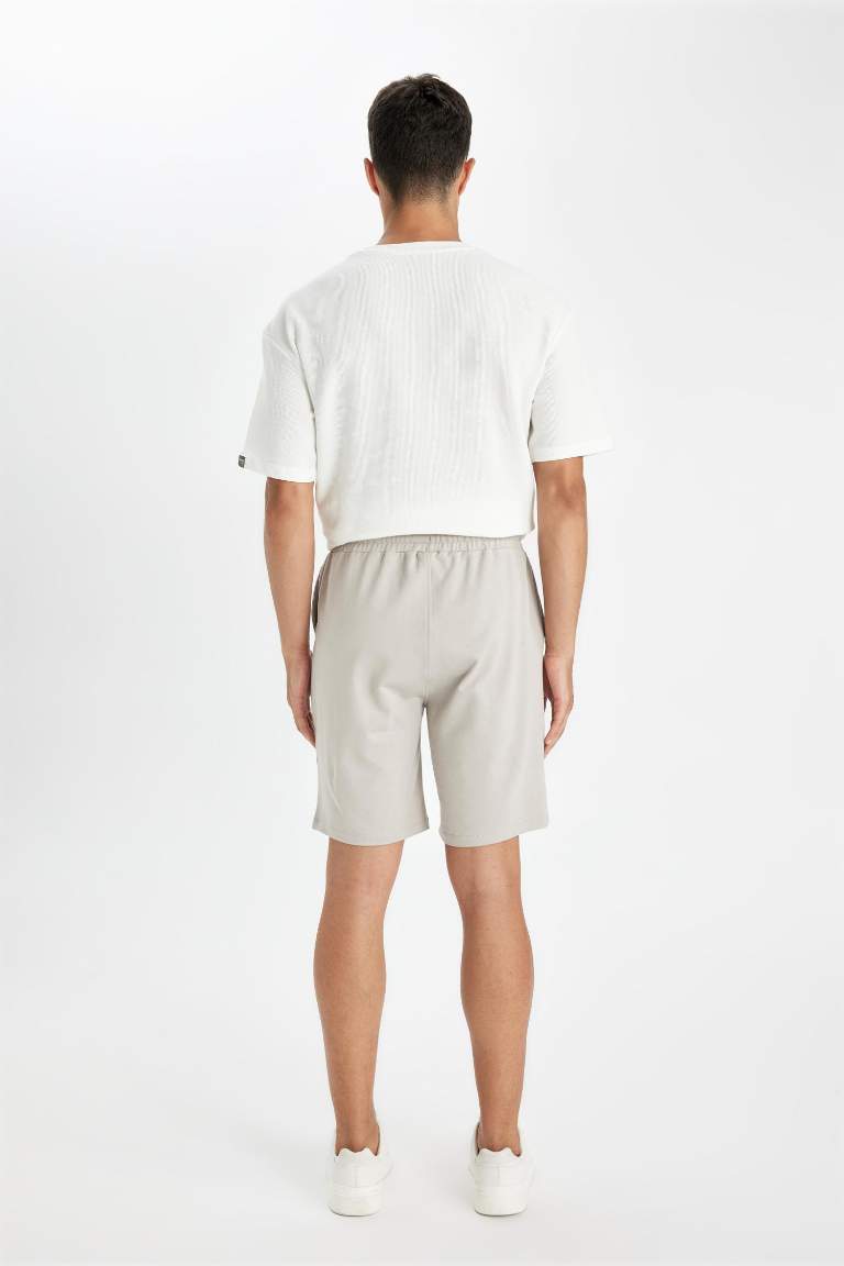 Regular Fit Bermuda Basic Shorts