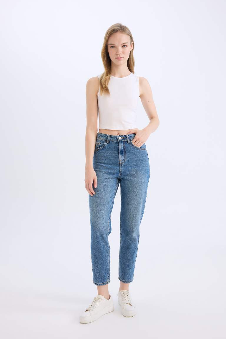 Lina Lina Mom Fit Normal Waist Straight Leg Jeans