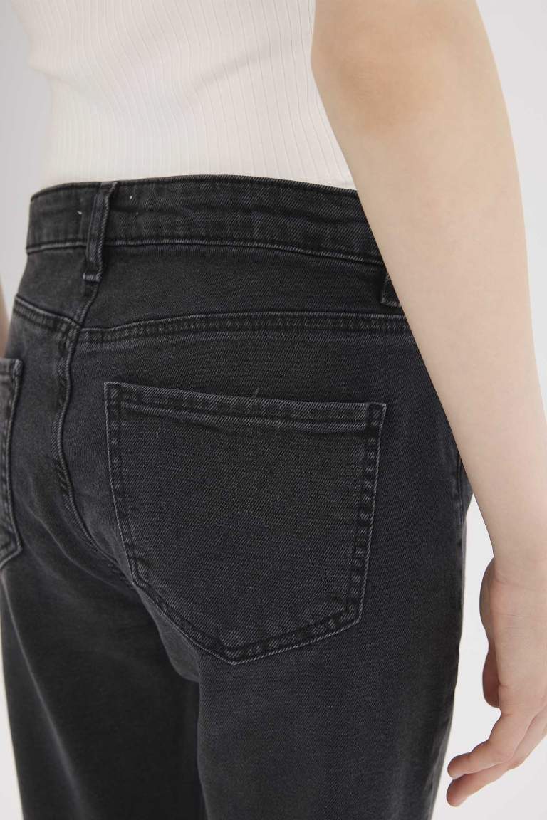 Lina Comfort Mom Normal Bel Düz Paça Jean Kar Yıkamalı Pantolon