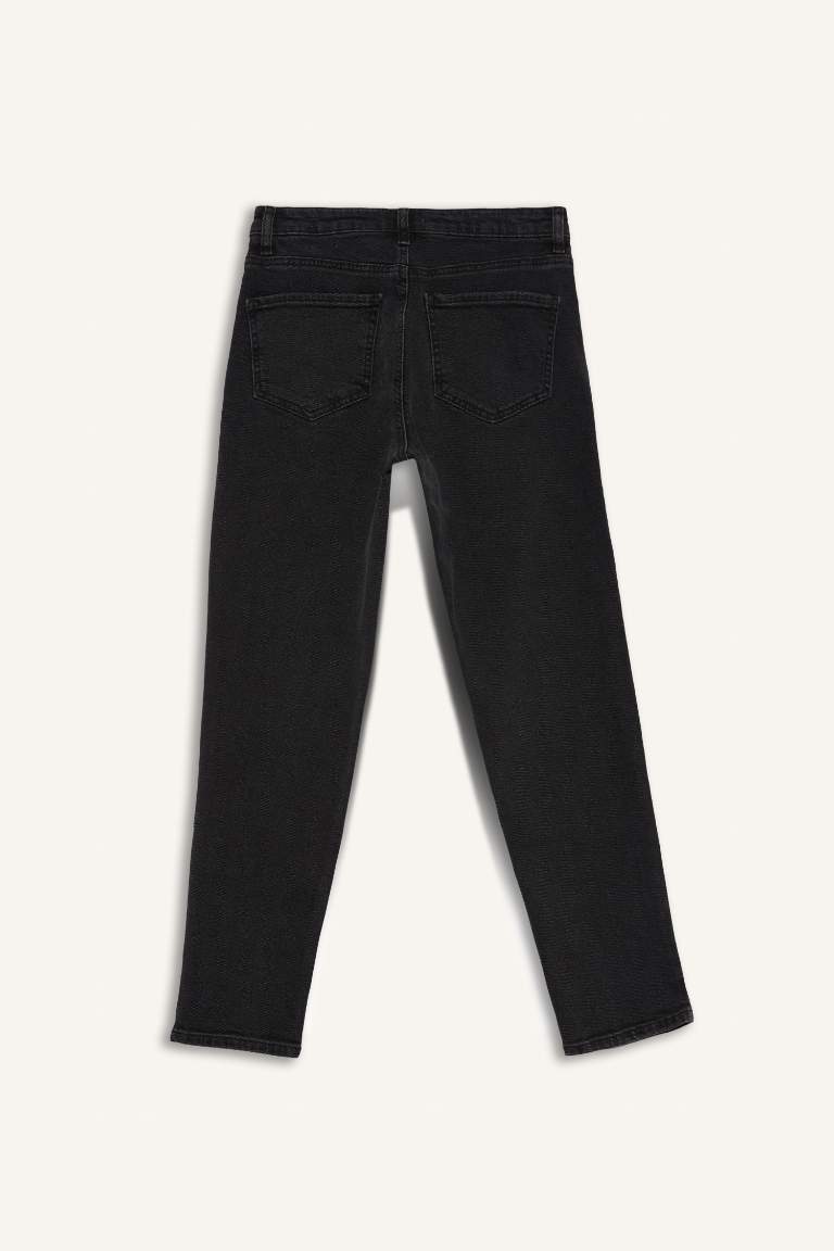 Lina Comfort Mom Normal Bel Düz Paça Jean Kar Yıkamalı Pantolon