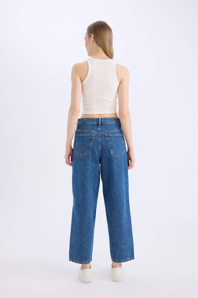 Pantalon Jean taille haute à jambes droites Coupe carrote