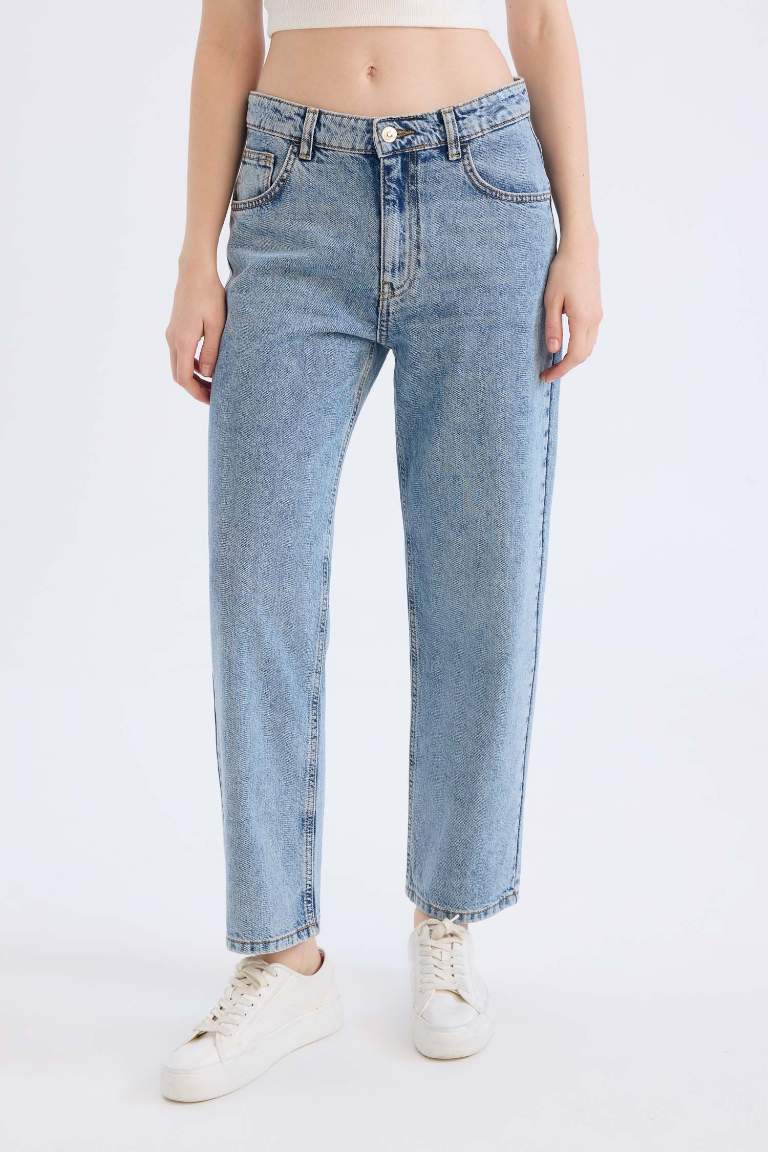 Pantalon jean boyfriend droit à taille normale