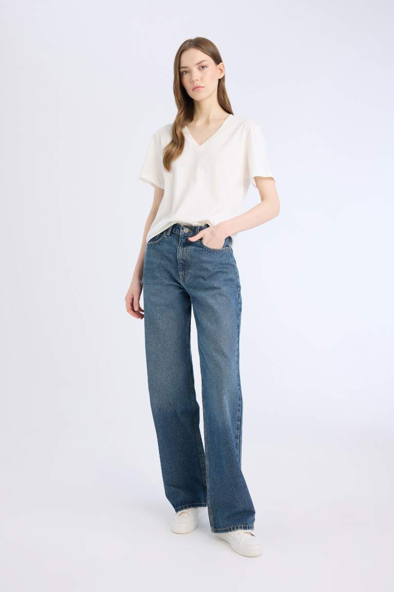 Straight Fit High Waist Wide Leg Jeans