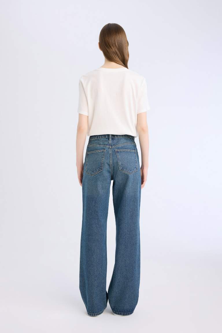 Straight Fit High Waist Wide Leg Jeans