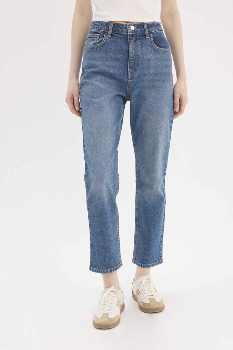 Mary Straight Leg High Waist Washed Jeans