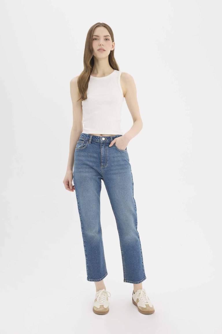 Mary Straight Leg High Waist Washed Jeans