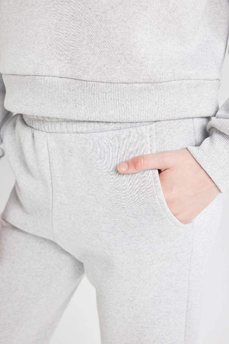 Regular Fit Normal Kalıp Basic İçi Kalın Polarlı Eşofman Takımı