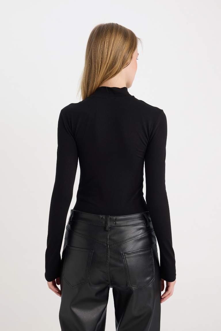Half Turtleneck Basic Long Sleeve Bodysuit