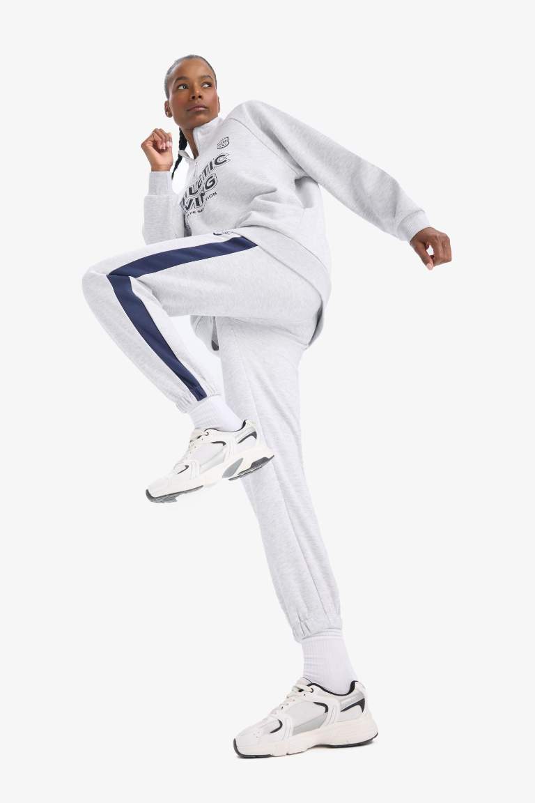 DeFactoFit Standart Fit Baskılı Sporcu Jogger Paça Eşofman Altı