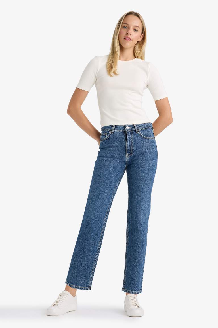 Comfort Straight Yüksek Bel Bilek Boy Jean Yıkamalı Pantolon