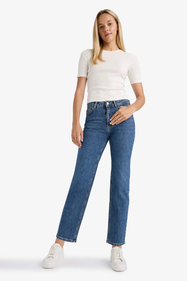 Comfort Straight Yüksek Bel Bilek Boy Jean Yıkamalı Pantolon