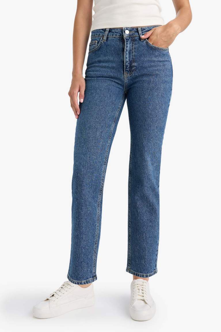 Comfort Straight Yüksek Bel Bilek Boy Jean Yıkamalı Pantolon