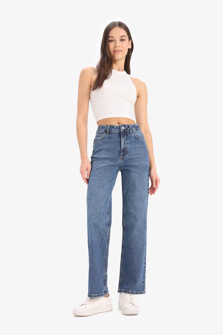 Comfort Straight Fit High Waist Ankle Length Washed Jeans