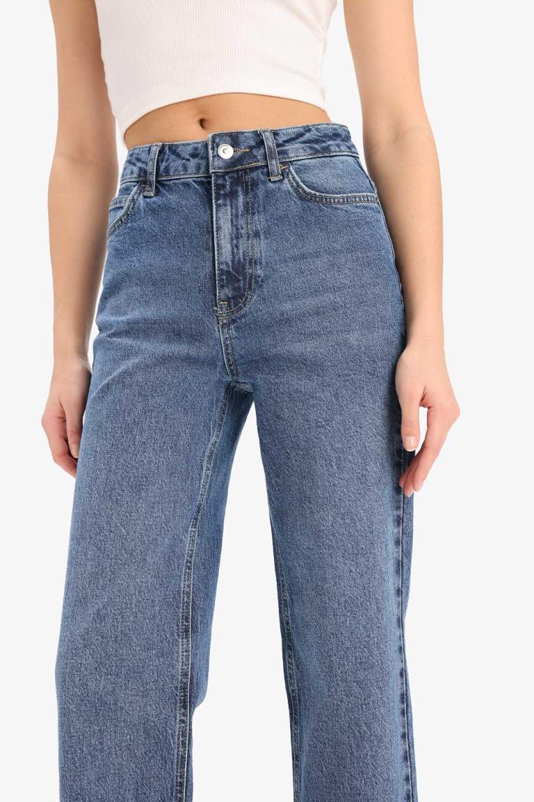 Comfort Straight High Waist Ankle Washed Jeans