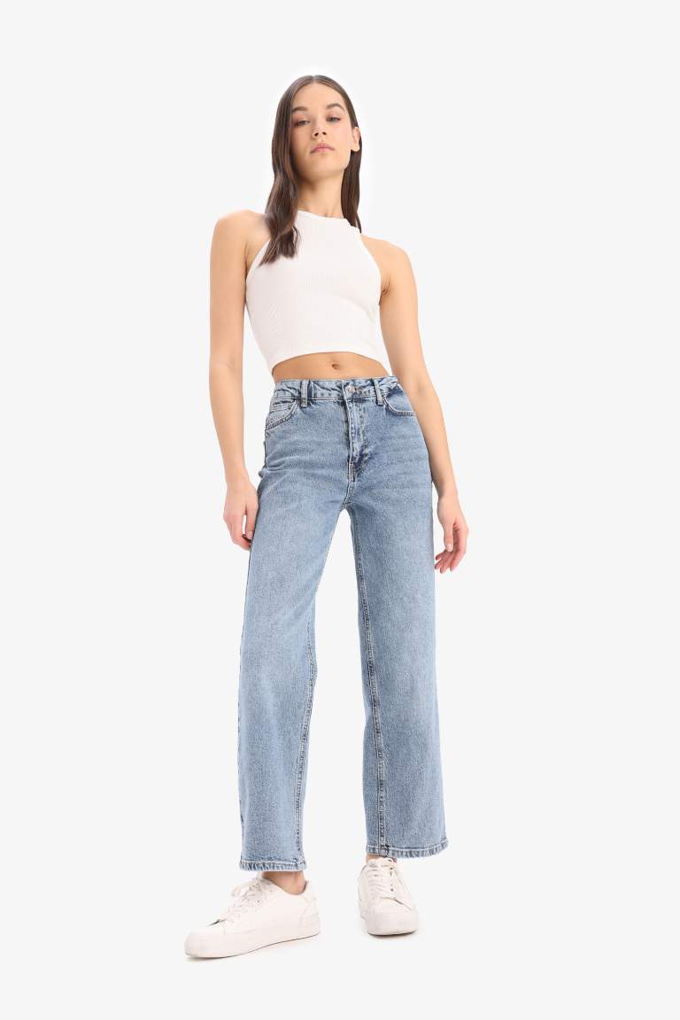 Comfort Straight High Waist Ankle Length Washed Jeans