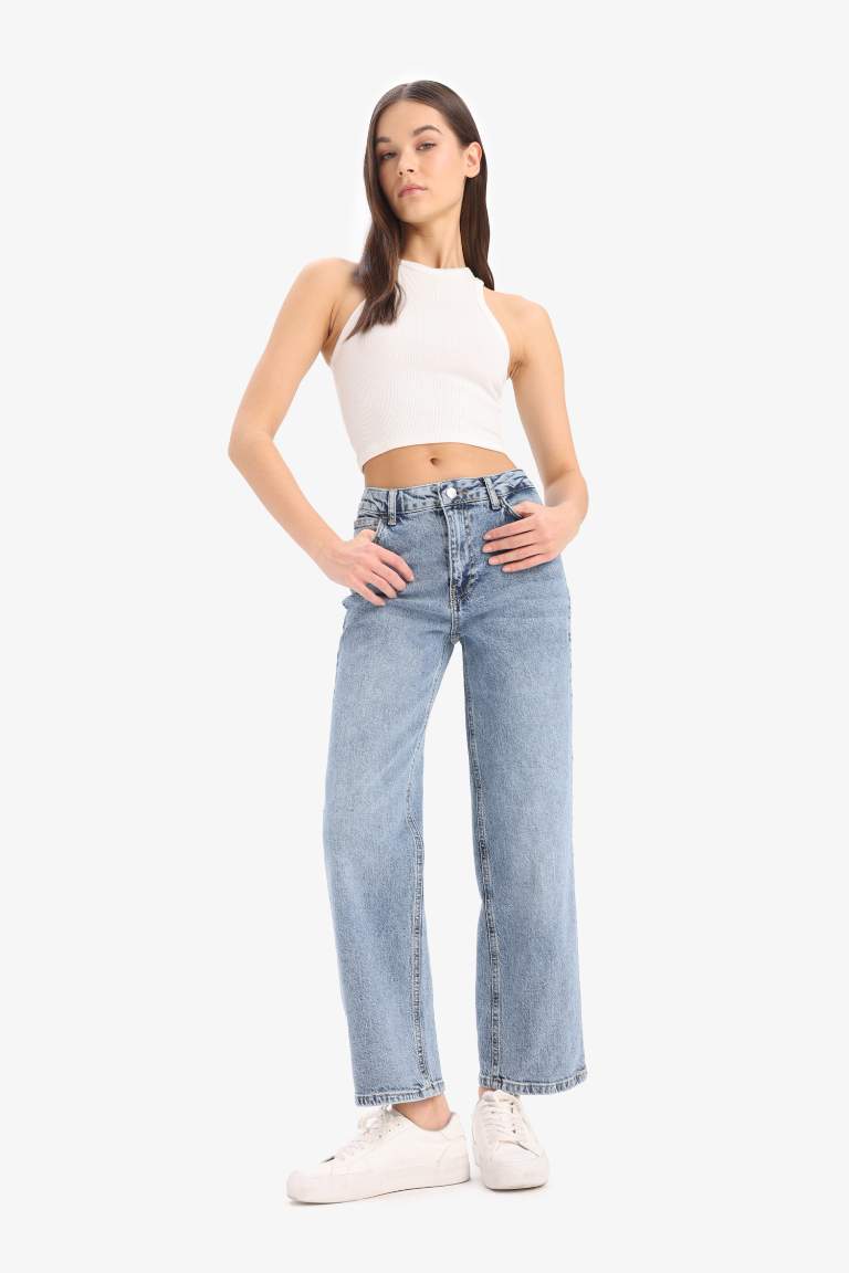 Comfort Straight High Waist Ankle Length Washed Jeans